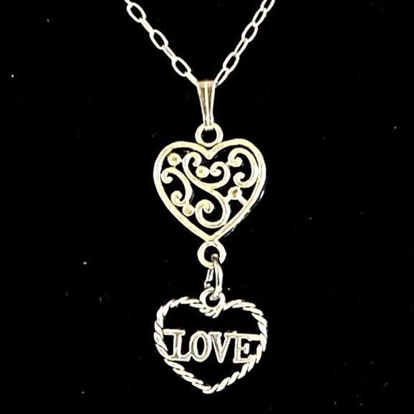 AVM Sterling 925 Silver LOVE in a Heart Necklace - Picture 5 of 9